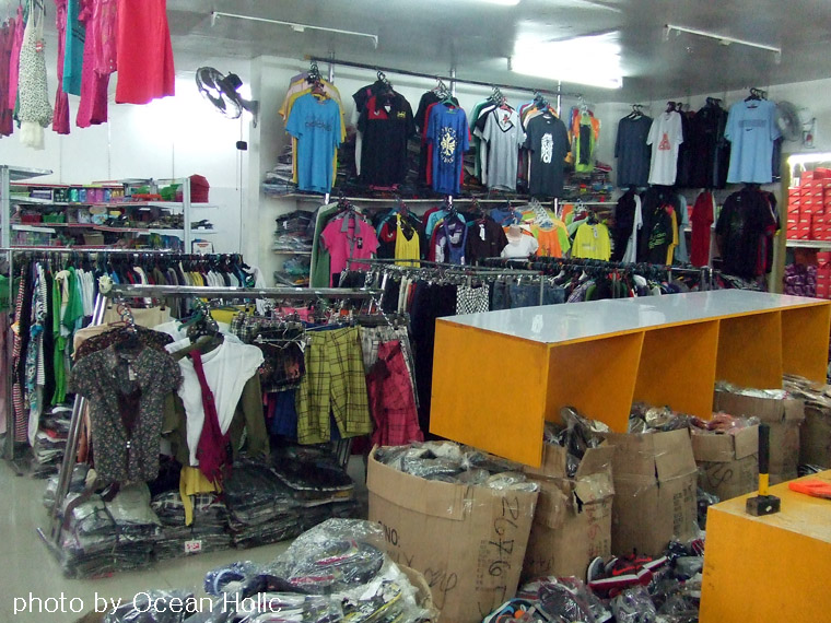 Store03.jpg