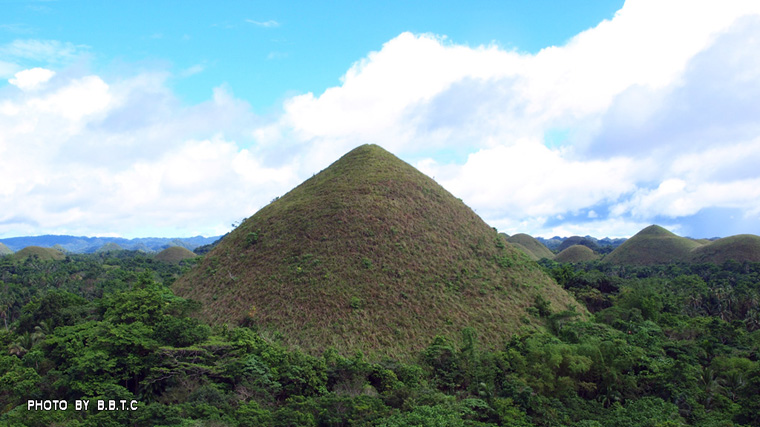 Chocolate Hills5.jpg